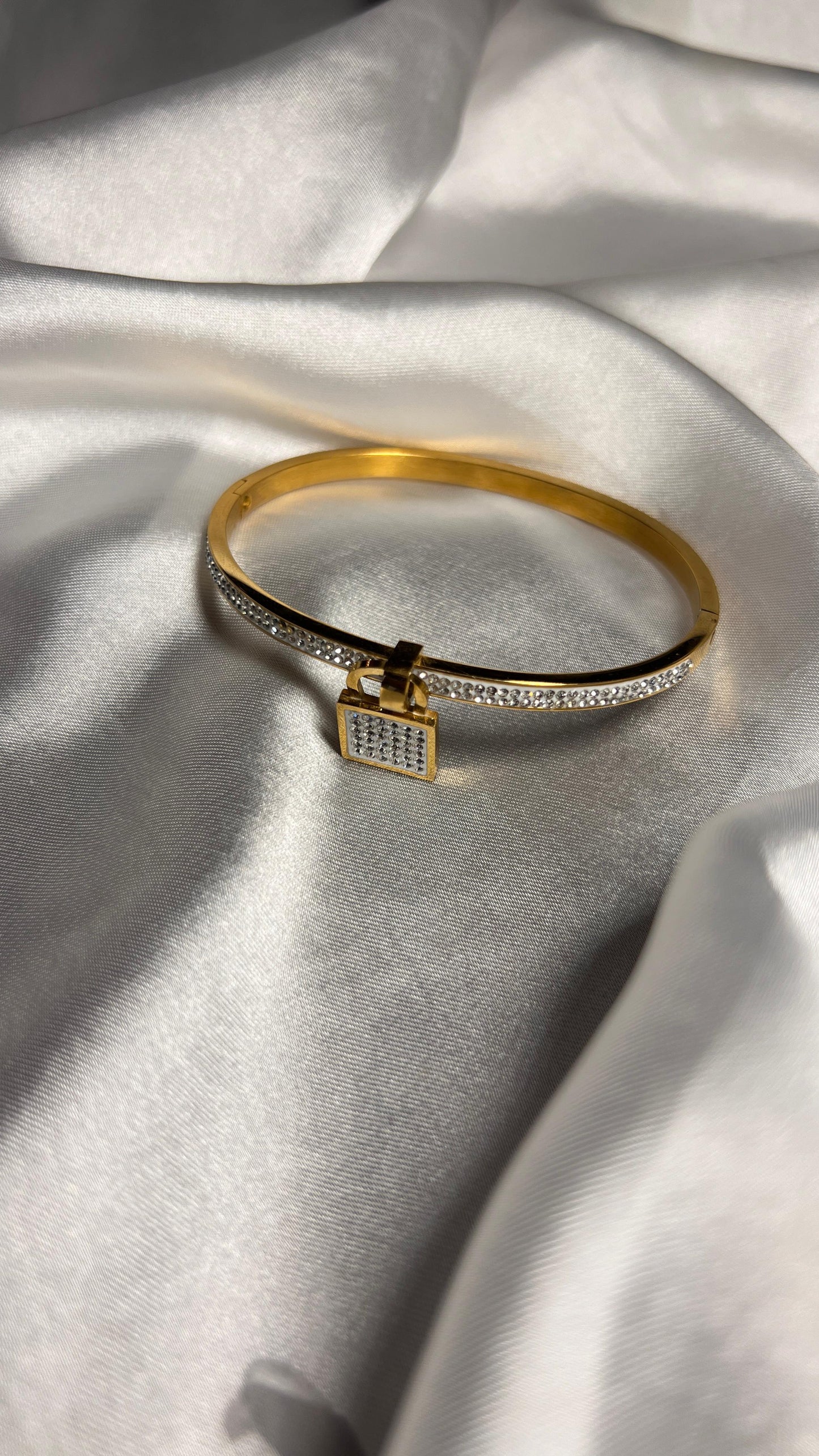 Gilded Lock Crystal Charm Bracelet – Gold Plated Eleganc